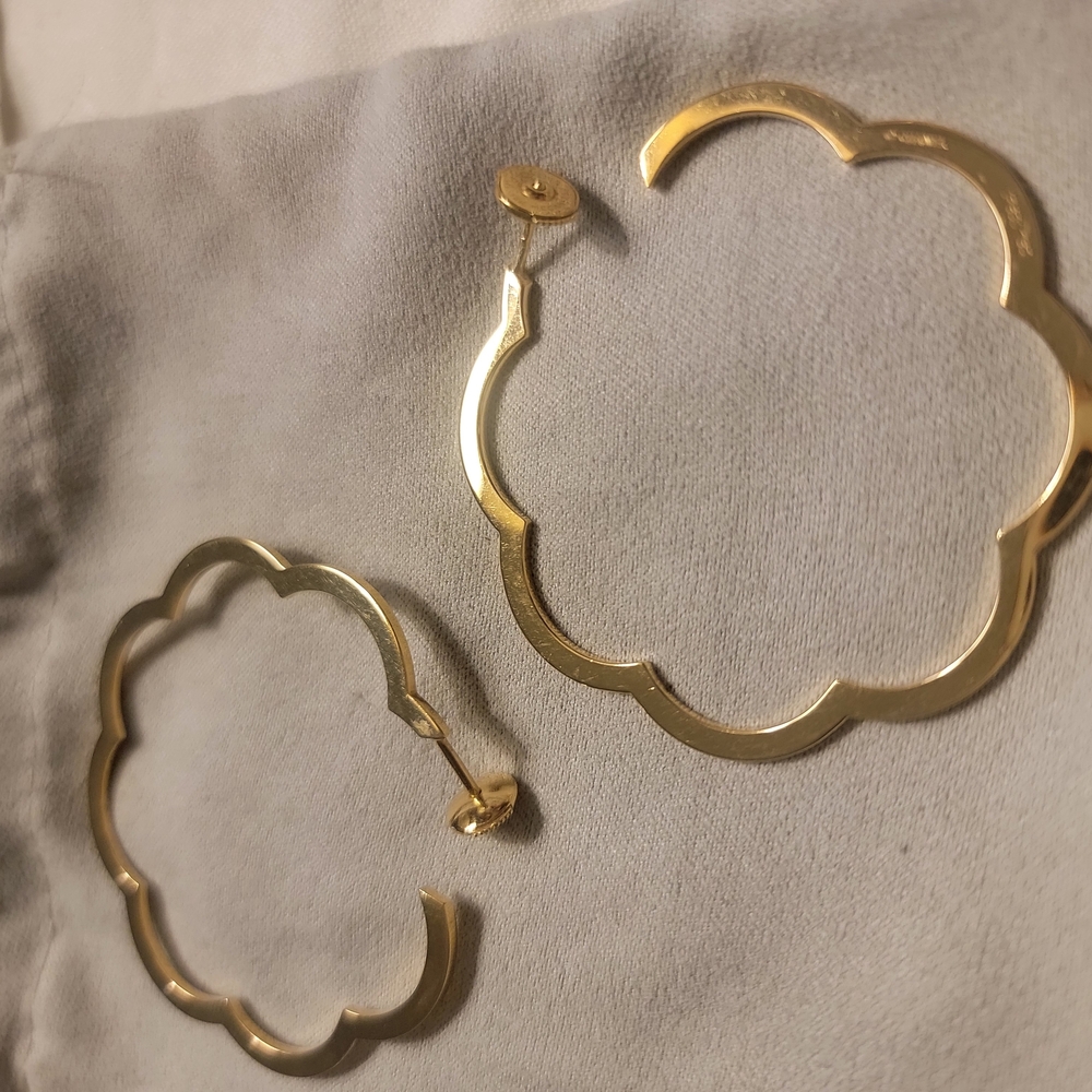 CHANEL Gold Flower Hoop Earrings